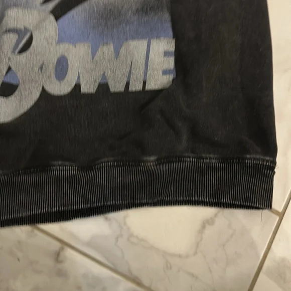 Simply Vera Wang Sweatshirt - Picture 3 of 7